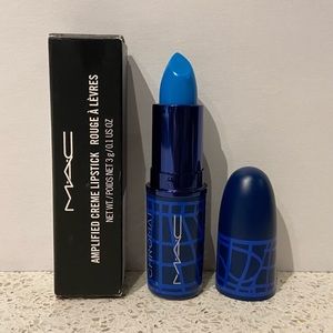 MAC Amplified Creme Lipstick in #Shockvalue